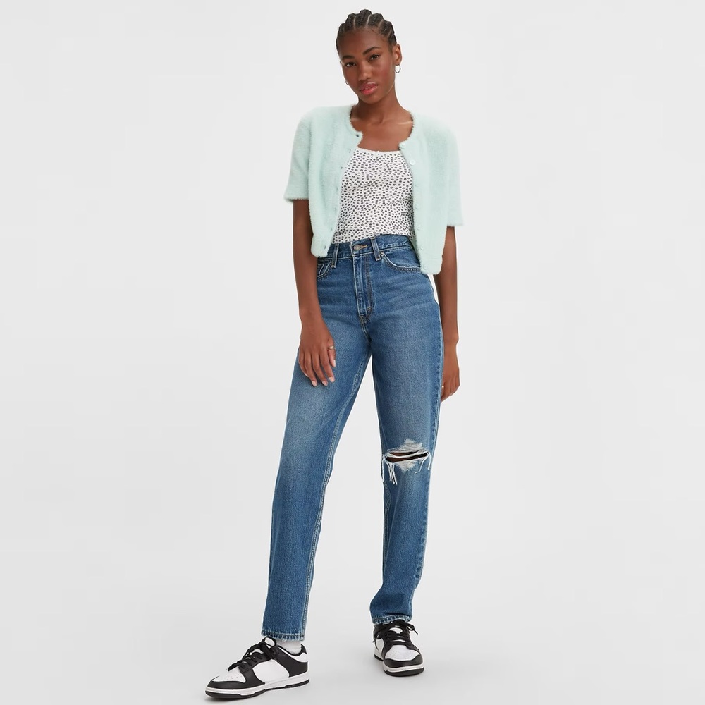 NWT Levi’s 80s mom jeans size 26 inseam 30